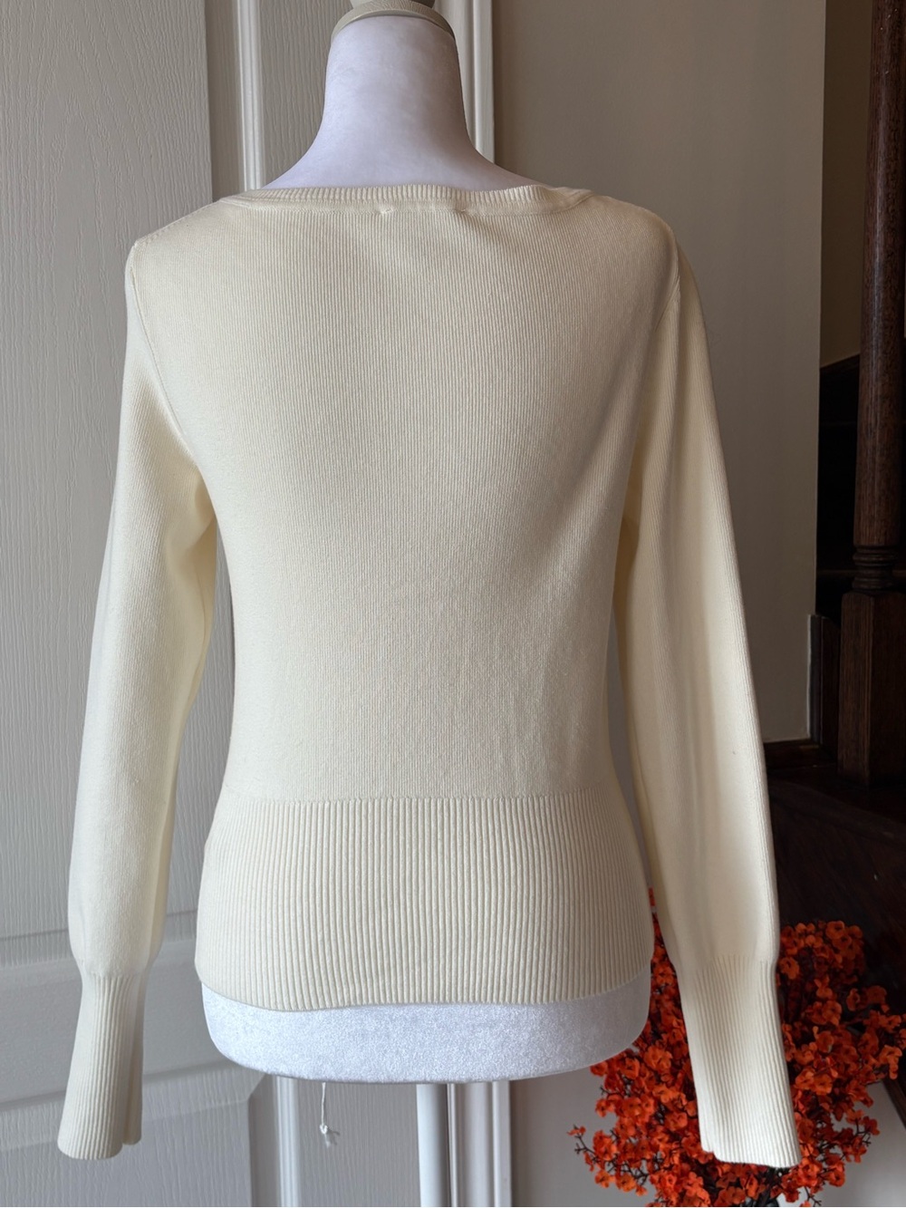 Cream Scoop Neck Rib-Hem Button front Top - Picture 4 of 5